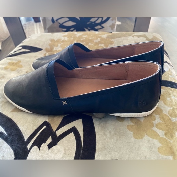 Frye Melanie Slip On, Black Low Profile, Sneaker-Inspired - Picture 4 of 10